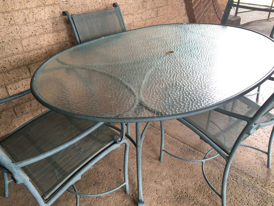 Brown Jordan Outdoor Patio Table with 4 Chairs [Photo 10]