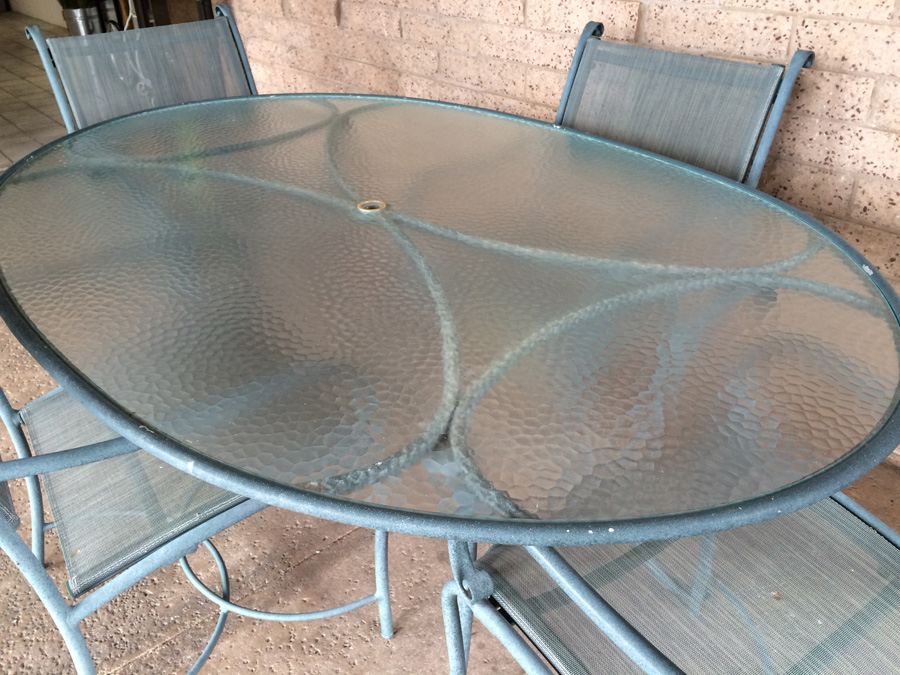 Brown Jordan Outdoor Patio Table with 4 Chairs [Photo 9]