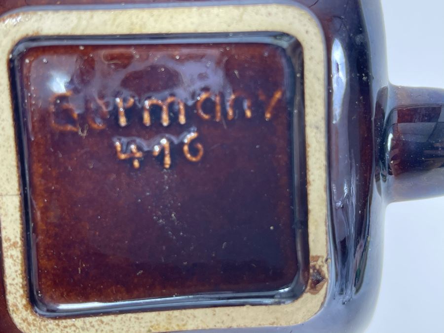 Vintage German Mid-Century Modern Ashtrays With Carrying Case 3W X 3.5D [Photo 6]