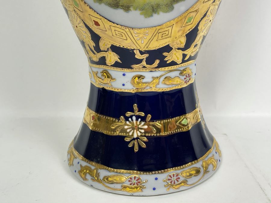 Large European Design Vase 17.5H [Photo 6]