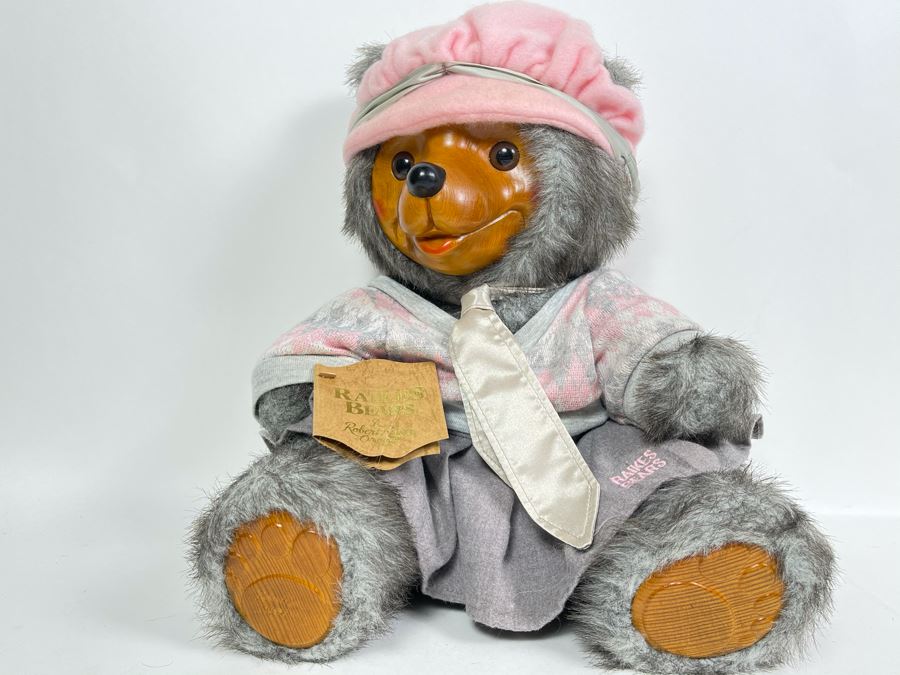 Limited Edition Robert Raikes Individually Carved Wooden Bear [Photo 1]