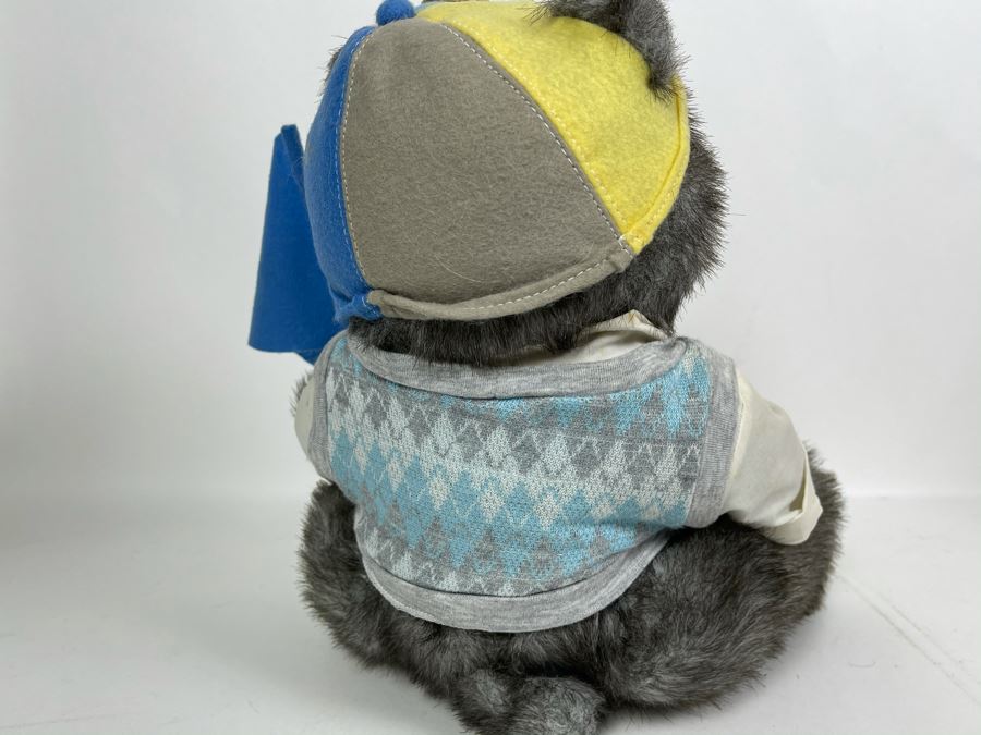 Limited Edition Robert Raikes Individually Carved Wooden Bear [Photo 9]