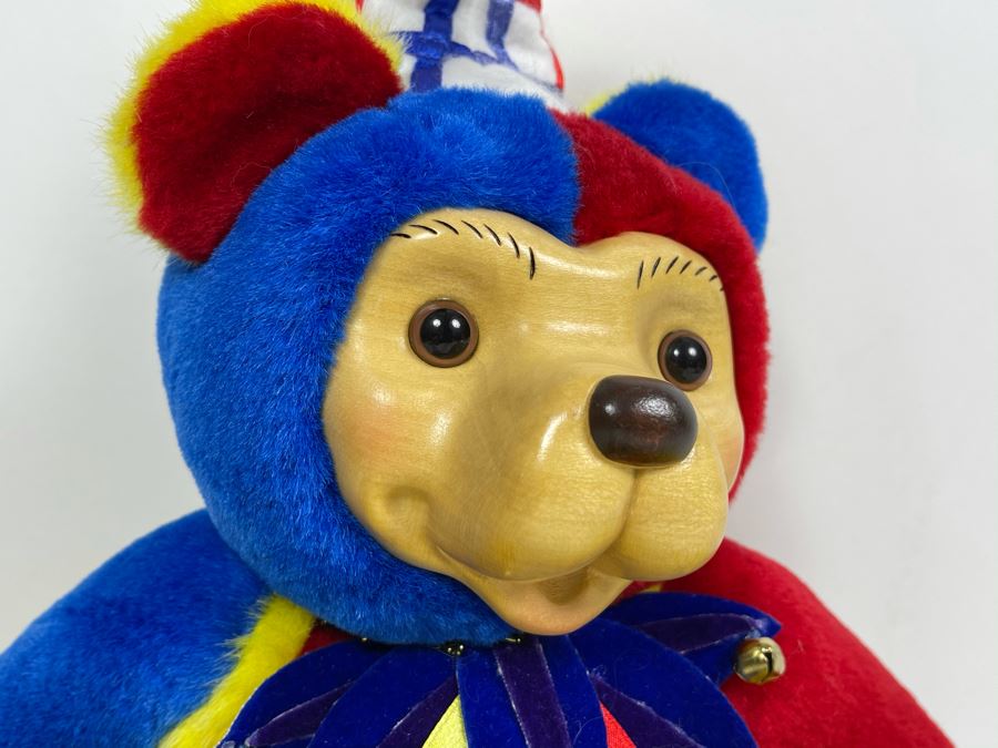 Limited Edition Robert Raikes Individually Carved Wooden Bear Ilia Clown 24 Of 750 [Photo 3]
