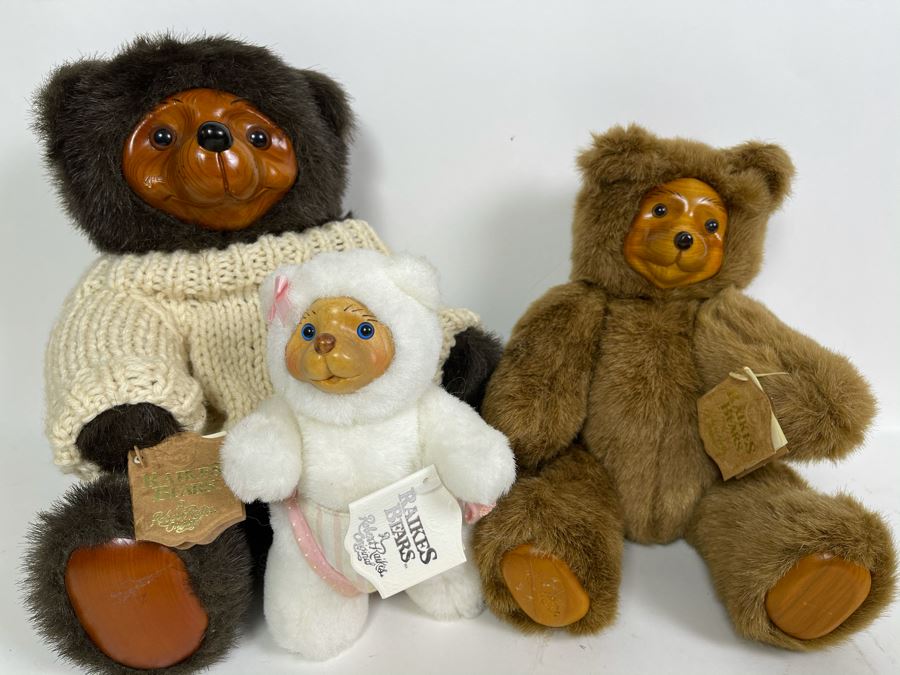 (3) Robert Raikes Individually Carved Wooden Bears: Sherwood, Terry And Nursery Miniatures [Photo 3]