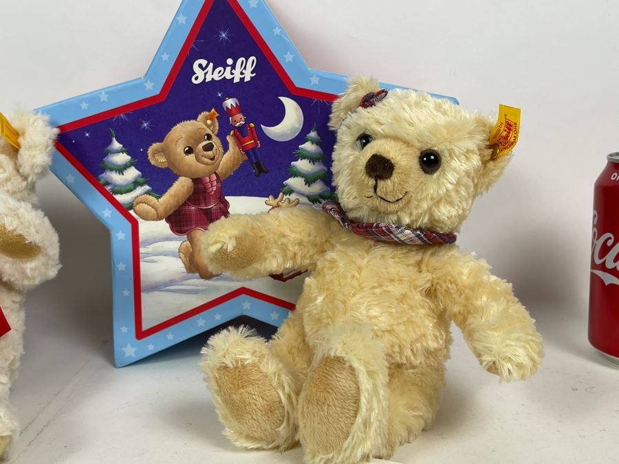 JUST ADDED - Pair Of German Steiff Bears With Boxes 9H [Photo 5]
