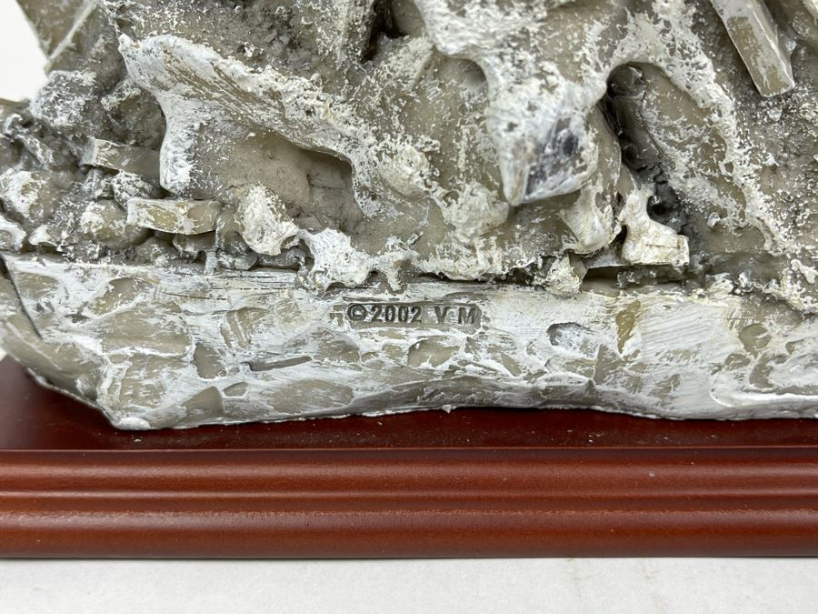 JUST ADDED - Vanmark Red Hats Of Courage Sculpture 'Images Of Hope II - In Remembrance Of September 11, 2001' Limited Edition 2172 Of 2500 8W X 7D X 13H [Photo 10]