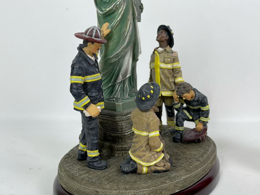 JUST ADDED - Vanmark Red Hats Of Courage Sculpture 'United We Stand' Limited Edition 8865 Of 10000 8.5W X 6D X 12H [Photo 7]