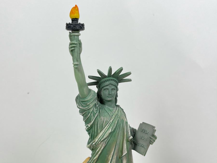 JUST ADDED - Vanmark Red Hats Of Courage Sculpture 'United We Stand' Limited Edition 8865 Of 10000 8.5W X 6D X 12H [Photo 5]