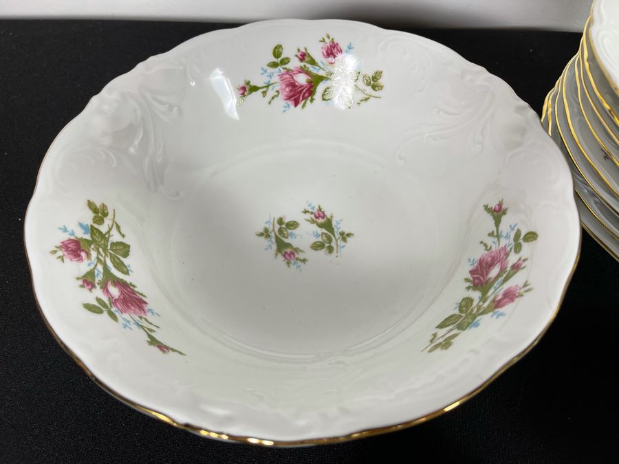 JUST ADDED - Wawel Poland China Set Gold Rim Apx Service For 8 - See Photos [Photo 18]