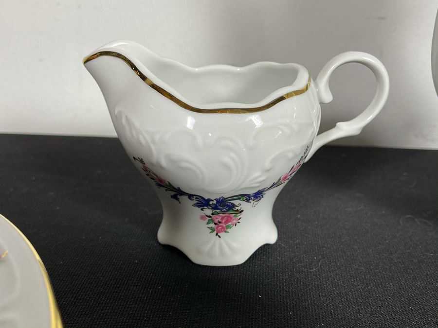 JUST ADDED - Menuet Poland Royal Vienna Collection China Set Gold Rim Apx Service For 4 - See Photos [Photo 6]