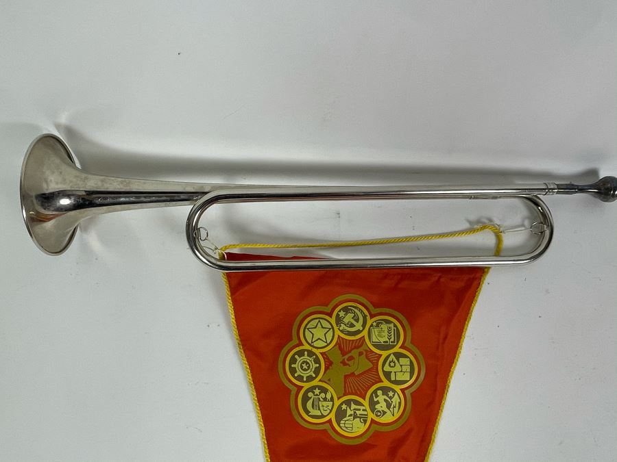 Vintage Soviet Union Russian Youth Group 'Pioneers' Trumpet With Moto Flag 22.5L [Photo 9]
