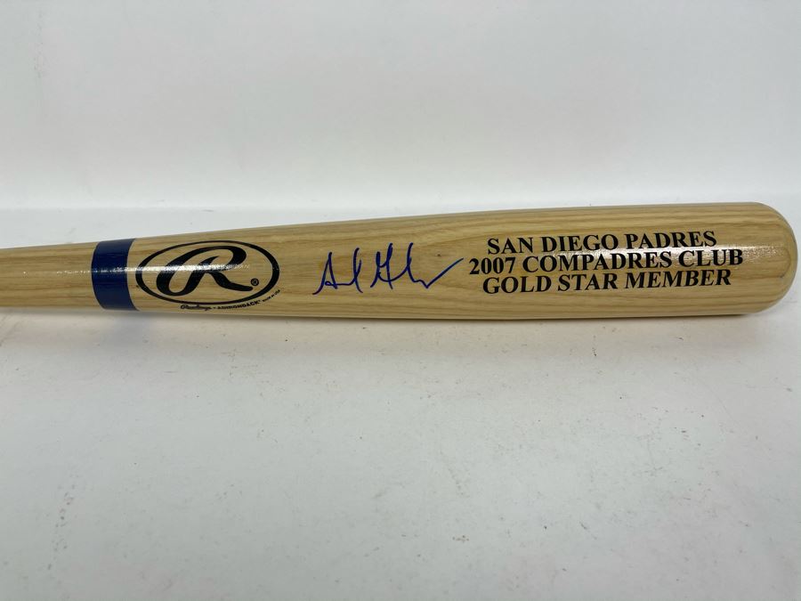 Hand Signed Adrian Gonzalez Baseball Bat From San Diego Padres 2007 Compadres Club Gold Star Member 32L [Photo 4]