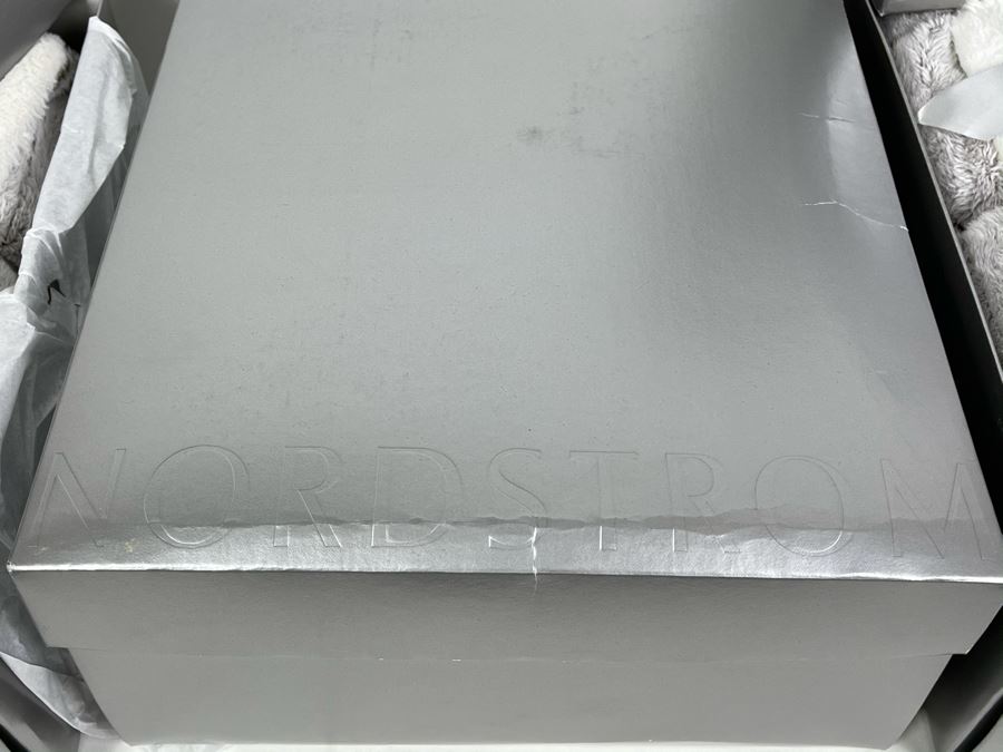 (3) New Nordstrom Frosted Faux Fur Blankets In Gift Boxes 50 X 70 [Photo 8]