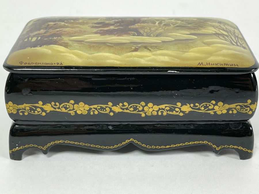 Handpainted Signed Russian Palekh Lacquer Box 4.25W X 2.5D X 1.75H [Photo 6]