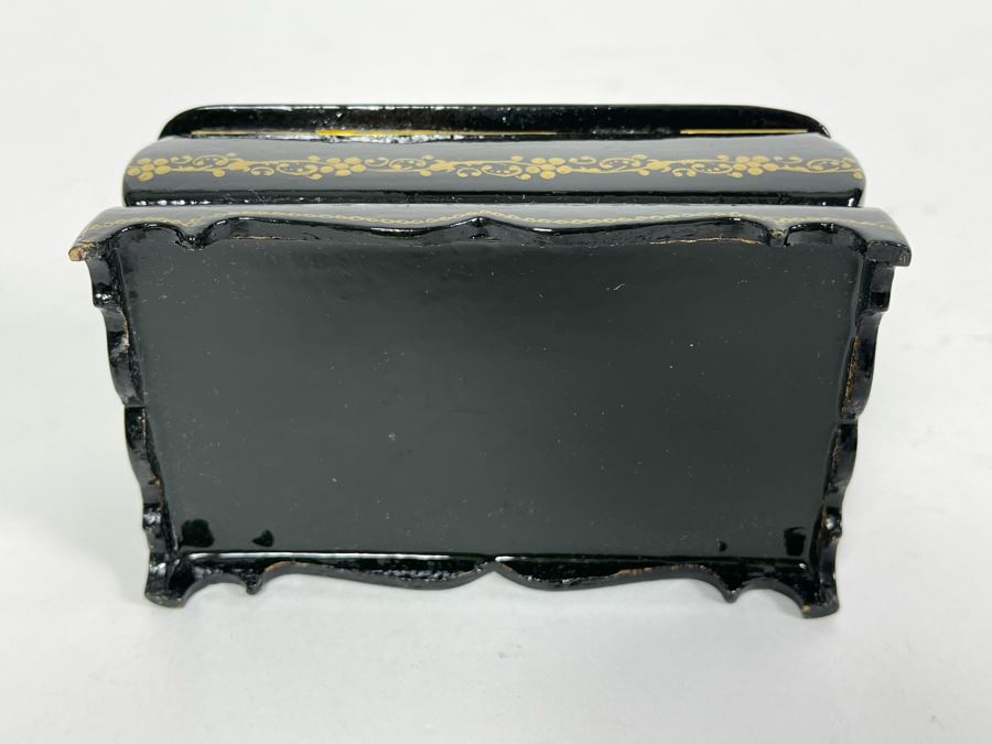 Handpainted Signed Russian Palekh Lacquer Box 4.25W X 2.5D X 1.75H [Photo 9]
