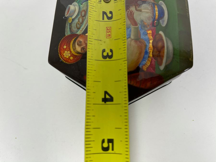 Handpainted Signed Russian Palekh Lacquer Box 4W X 1.5H [Photo 10]