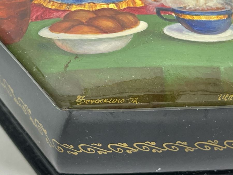 Handpainted Signed Russian Palekh Lacquer Box 4W X 1.5H [Photo 5]