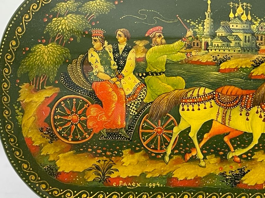 Handpainted Signed Russian Palekh Lacquer Box 3.5W X 2D X 1.25H [Photo 3]