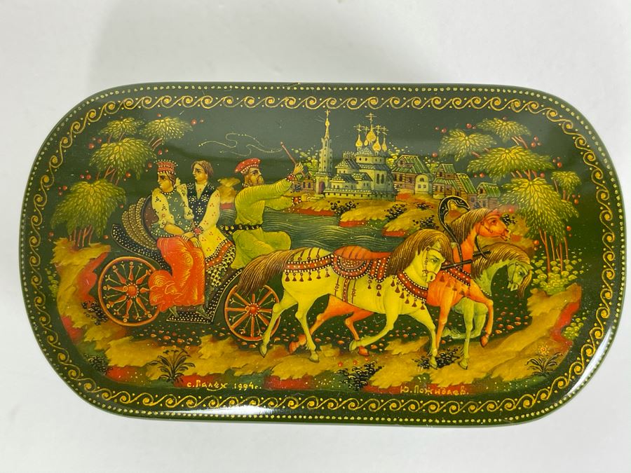 Handpainted Signed Russian Palekh Lacquer Box 3.5W X 2D X 1.25H [Photo 2]
