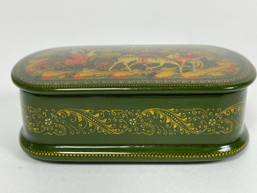 Handpainted Signed Russian Palekh Lacquer Box 3.5W X 2D X 1.25H [Photo 9]