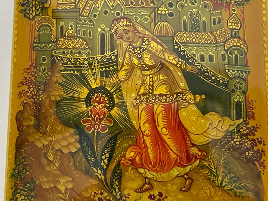 Handpainted Signed Russian Palekh Lacquer Box 2.5W X 1.75D X 1H [Photo 5]