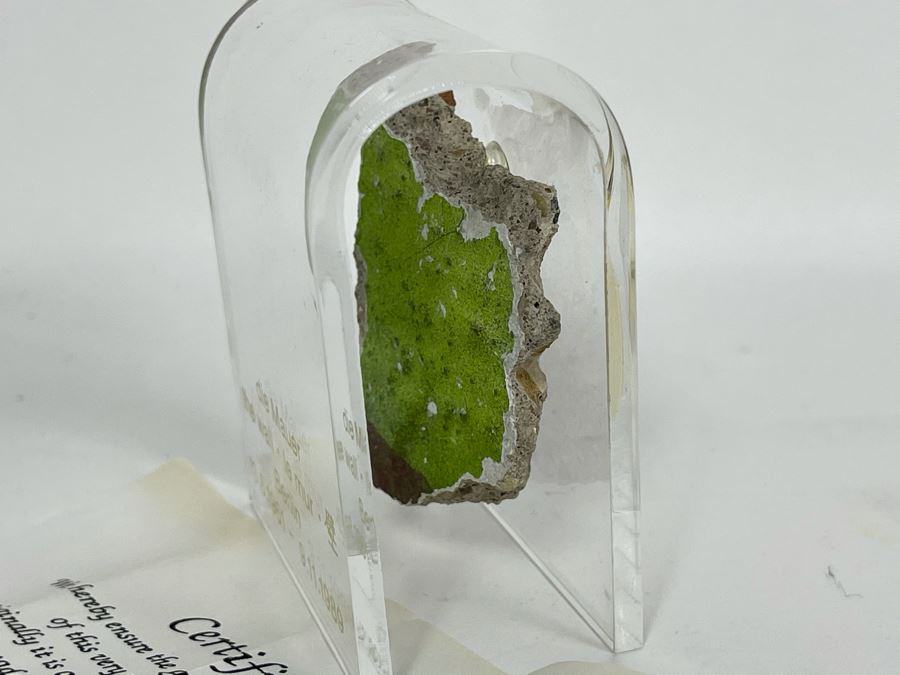 JUST ADDED - Historic Piece Of The Cold War Era Berlin Wall [Photo 7]