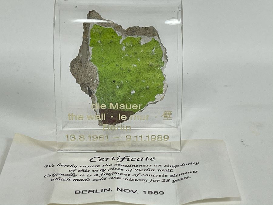 JUST ADDED - Historic Piece Of The Cold War Era Berlin Wall [Photo 4]
