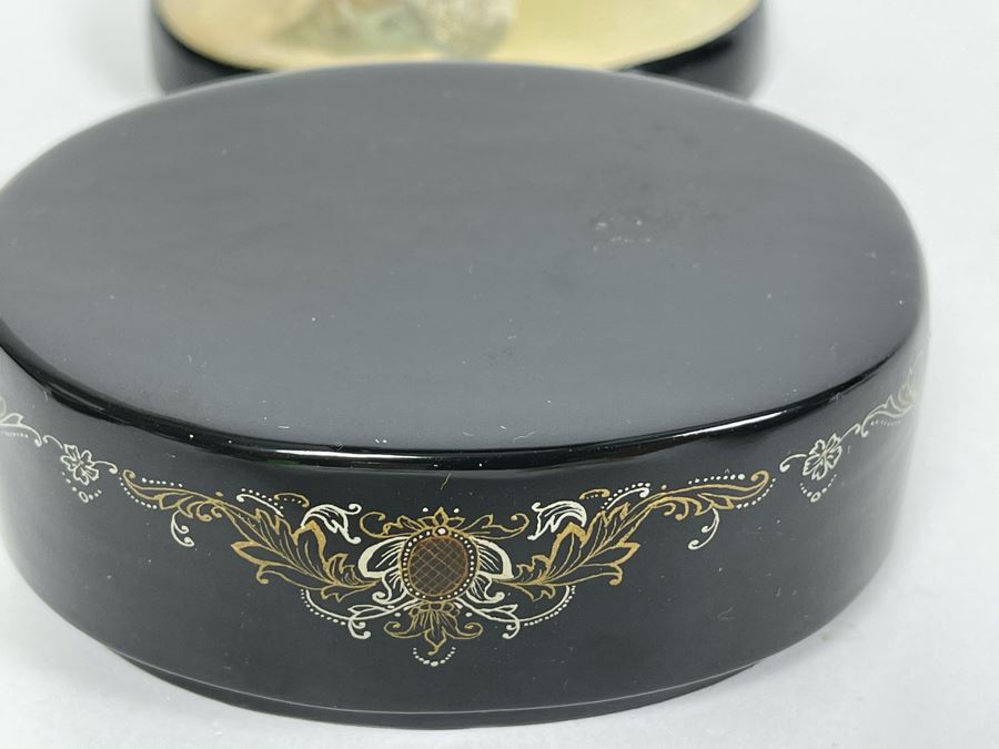 Handpainted Signed Russian Palekh Lacquer Box 3.5W X 2.75D X 1.5H [Photo 12]