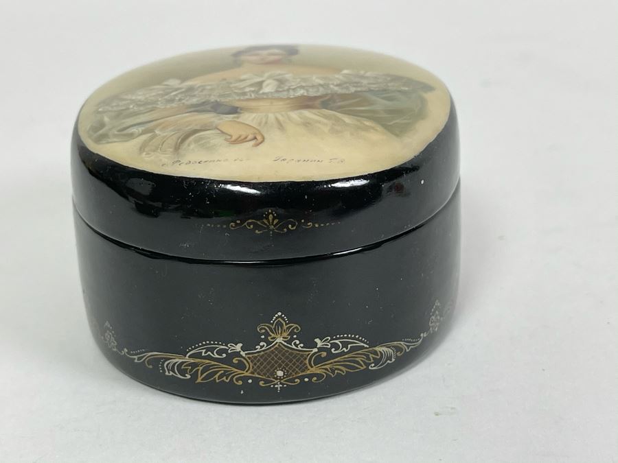 Handpainted Signed Russian Palekh Lacquer Box 3.5W X 2.75D X 1.5H [Photo 9]