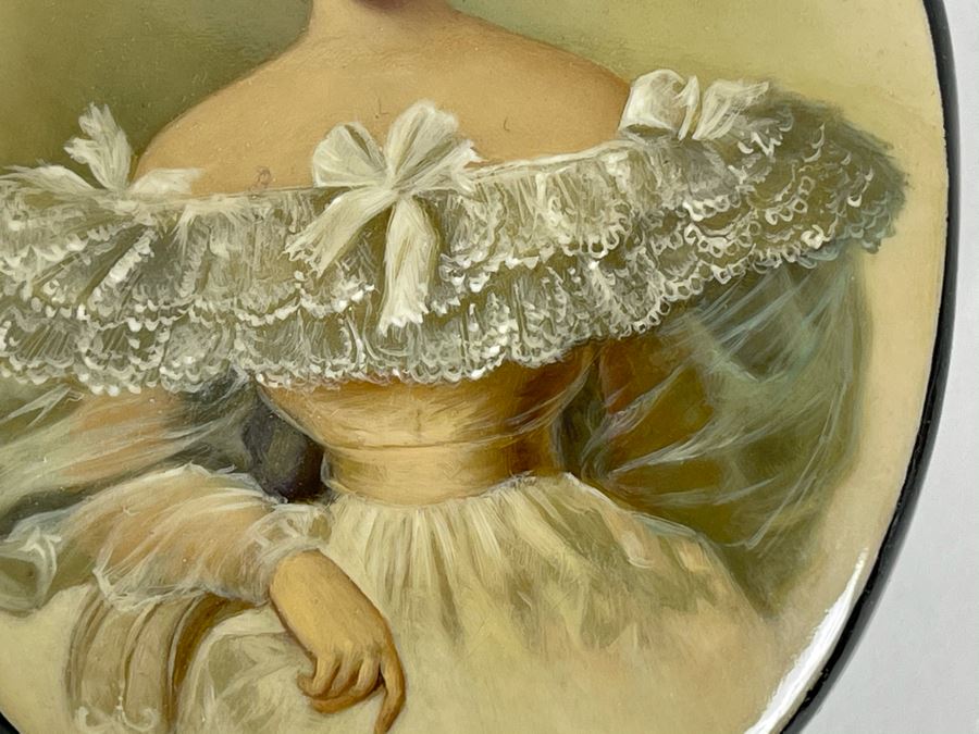 Handpainted Signed Russian Palekh Lacquer Box 3.5W X 2.75D X 1.5H [Photo 5]