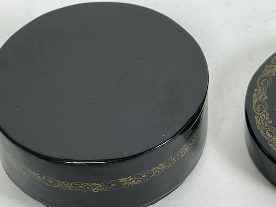 Handpainted Signed Russian Palekh Lacquer Box 2W X 1H [Photo 9]