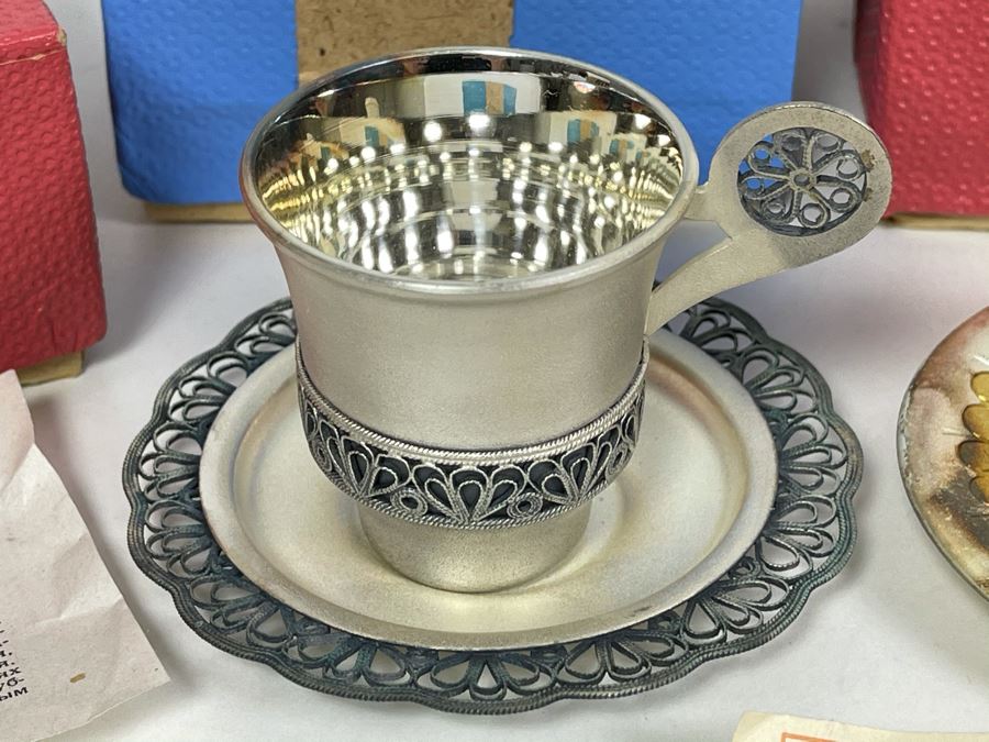 Set Of Five Vintage Soviet Union Russian Silver / Gold Cups With Saucers (3 Still Sealed - 2 Unboxed) [Photo 7]