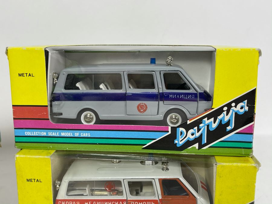 Four Vintage New Old Stock Soviet Union USSR Diecast Model Cars RAF Scale Model [Photo 6]