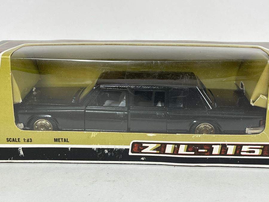 Pair Of Vintage New Old Stock Soviet Union USSR Diecast Model Gorbachev Limo Cars ZIL-115 RAF Scale Model [Photo 5]