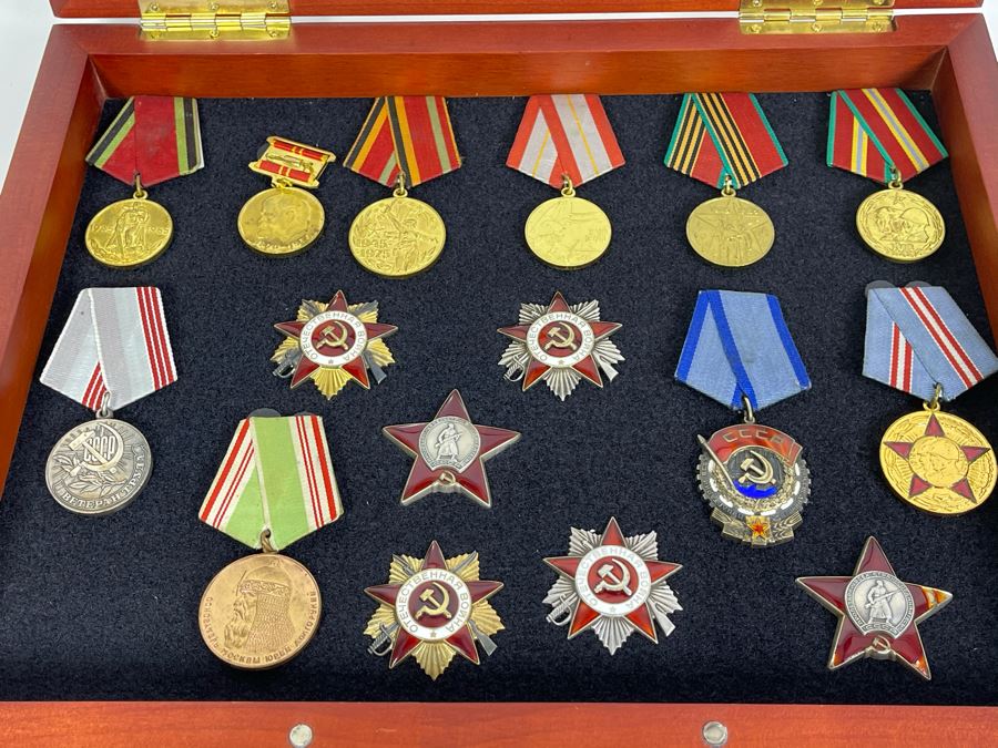 Collection Of Vintage Soviet Union USSR Military Medals Presented In Glass Top Wooden Display Box 14.5W X 11.5D X 1.75H [Photo 4]