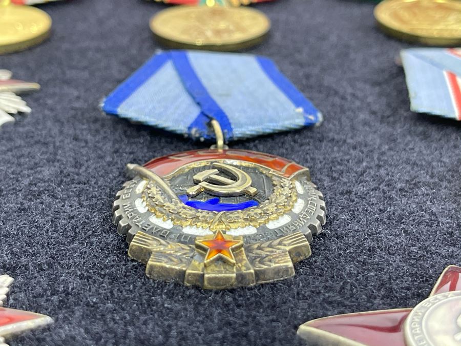 Collection Of Vintage Soviet Union USSR Military Medals Presented In Glass Top Wooden Display Box 14.5W X 11.5D X 1.75H [Photo 34]