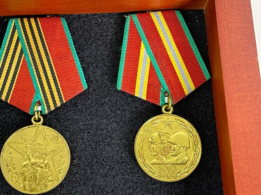 Collection Of Vintage Soviet Union USSR Military Medals Presented In Glass Top Wooden Display Box 14.5W X 11.5D X 1.75H [Photo 26]
