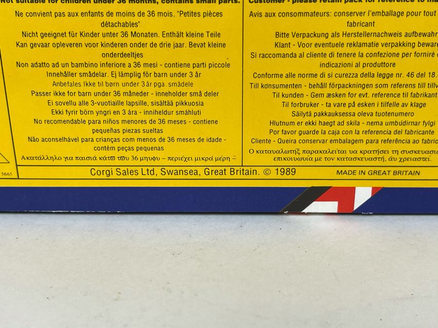 Just Added - Vintage New Old Stock Corgi Diecast London Bus And Taxi [Photo 7]