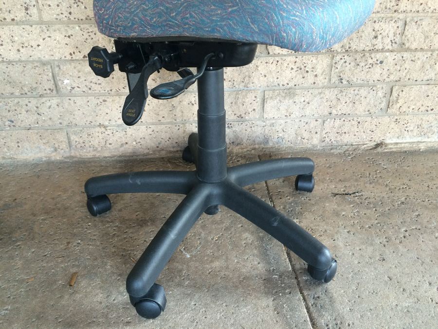 Office Chair [Photo 6]