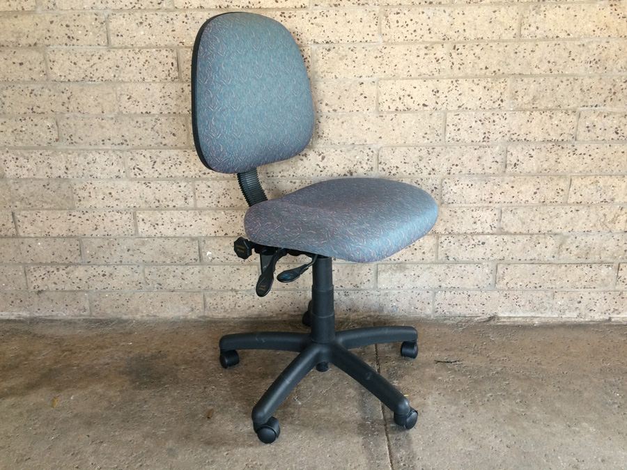 Office Chair [Photo 1]