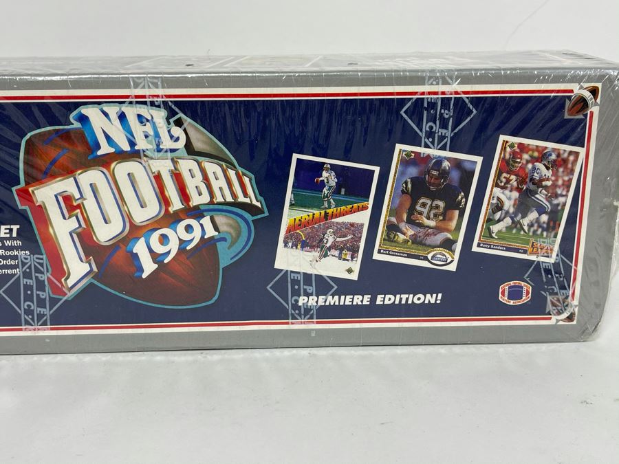 Sealed 1991 Upper Deck NFL Football Cards Premiere Edition Complete Set With Brett Favre Rookie Card [Photo 4]