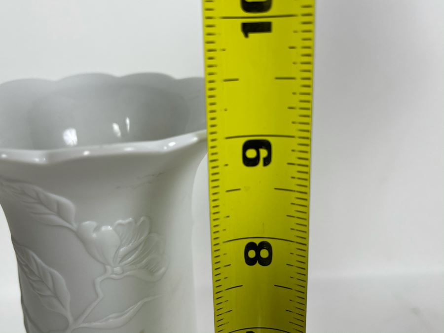 Vintage Kaiser West Germany Vase Signed M Frey 9H [Photo 5]