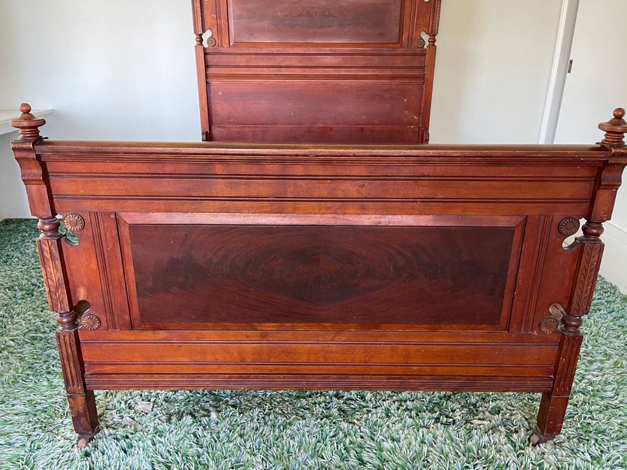 Antique Wooden Ful Size Bed From The Hotel Del Coronado - Originally Belonging To Isabella Babcock (Her Husband Elisha Spurr Babcock Was A Founder/Builder Of The Hotel Del Coronado) - Understood That Bed Was At The Hotel During Construction [Photo 11]