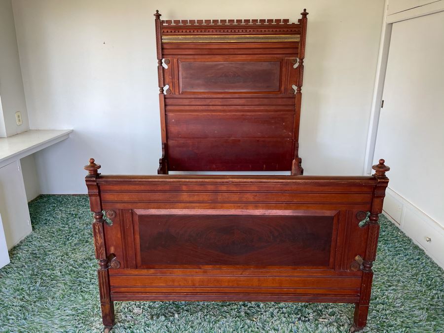 Antique Wooden Ful Size Bed From The Hotel Del Coronado - Originally Belonging To Isabella Babcock (Her Husband Elisha Spurr Babcock Was A Founder/Builder Of The Hotel Del Coronado) - Understood That Bed Was At The Hotel During Construction [Photo 2]