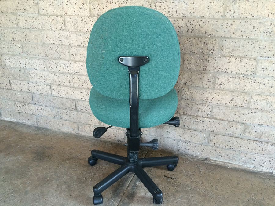 Office Chair [Photo 3]