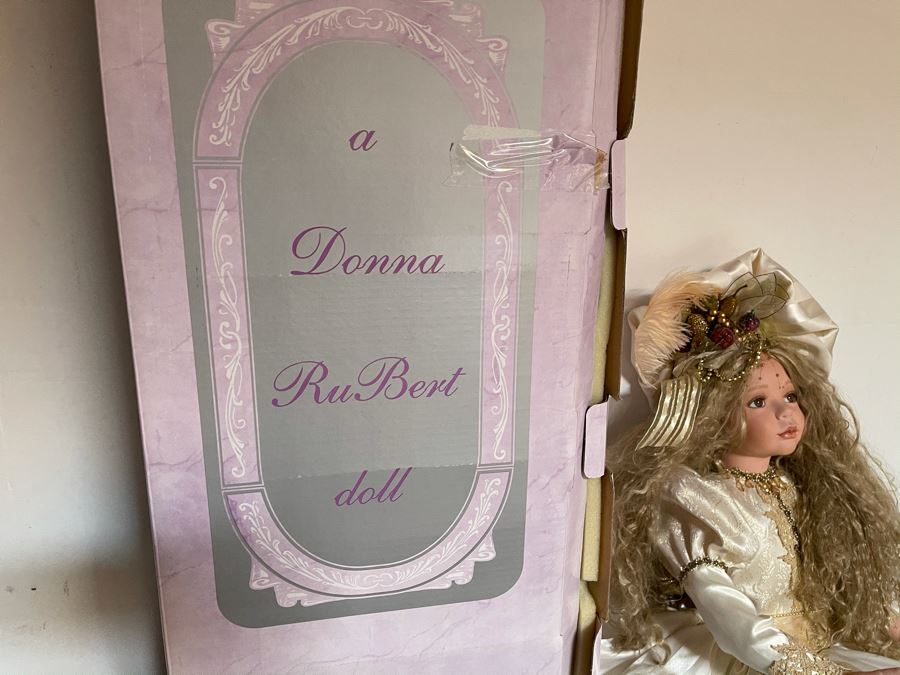 JUST ADDED - Tall Vintage 2003 Limited Edition Donna RuBert Doll 6 Of 400 With Box 38'H [Photo 9]