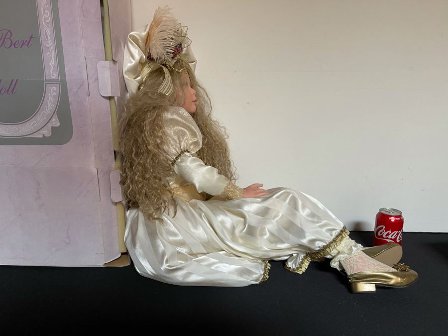 JUST ADDED - Tall Vintage 2003 Limited Edition Donna RuBert Doll 6 Of 400 With Box 38'H [Photo 10]