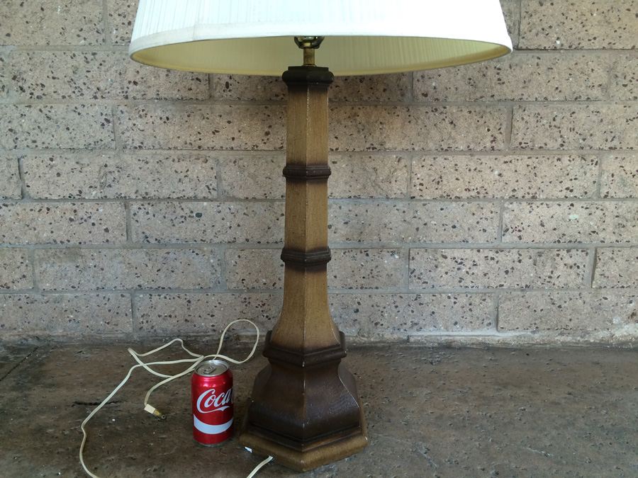 Mid-Century Metal Lamp with Shade [Photo 5]