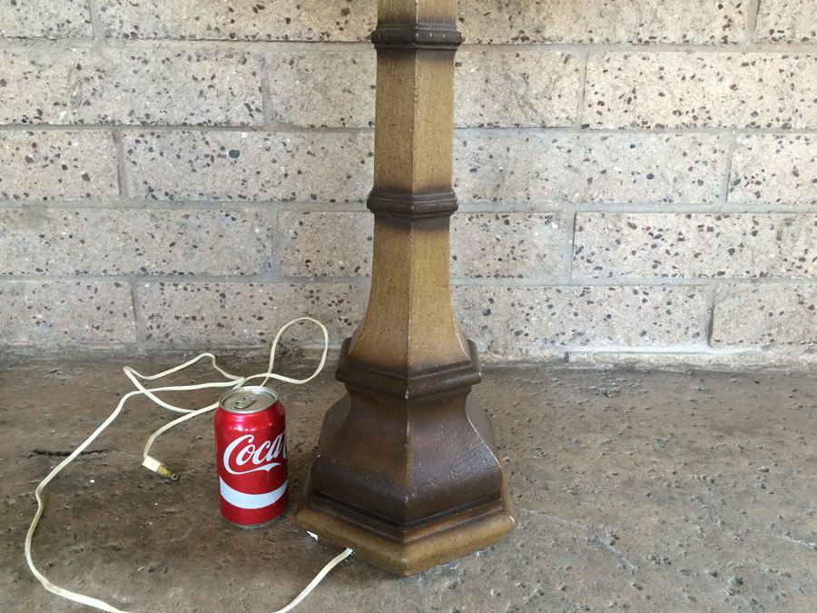 Mid-Century Metal Lamp with Shade [Photo 2]