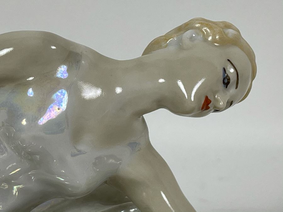 Vintage Russian Ballerina Figurine 7.5W X 4.5D X 3.5H [Photo 3]